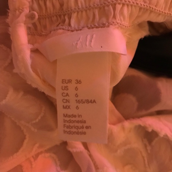 H&M Blouse - Picture 3 of 3